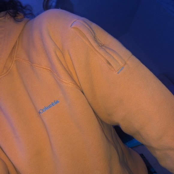 Columbia Hoodie - Picture 5 of 7
